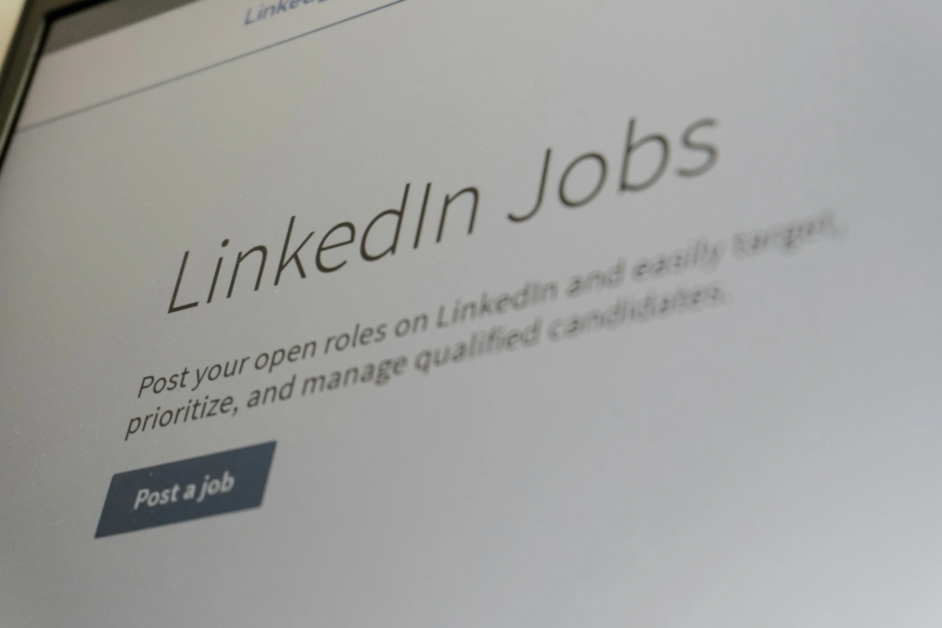 A screen showing linkedin job post screen